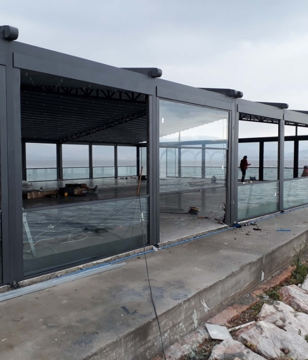 Bayraklı Giyotin Cam, Giyotin Cam Bayraklı, Bayraklı Giyotin Cam Fiyatları, Bayraklı Giyotin Cam Yapan Firmalar, Giyotin Cam Fiyatları Bayraklı, Bayraklı Giyotin Camcı